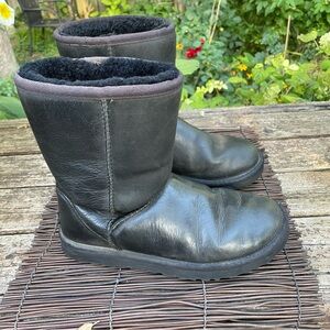 UGG Black Leather Boots Classic 6